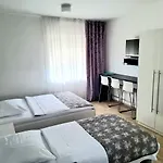 Nočitev z zajtrkom Azur