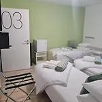 Azur Nočitev z zajtrkom 3*