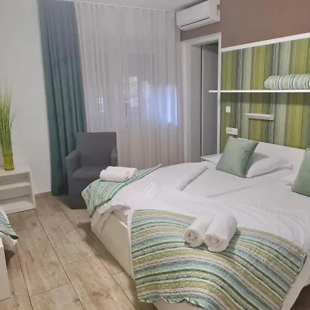 Bed & Breakfast Azur 3*